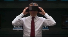 憨豆先生，玩VR的正确打开方式是——请登机!