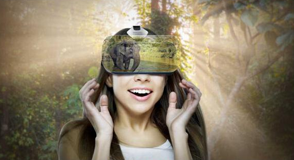 未来五年全球AR/VR头盔出货量将持续高速增长