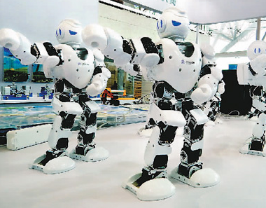 人工智能，中国加速前进