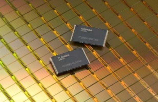 砍单潮袭来,存储芯片价格开始直线坠落