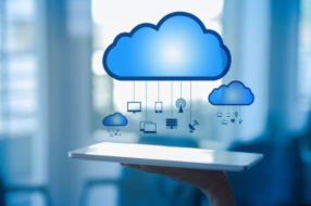 数据中心逐渐云化,企业应制定正确的混合云战略上云