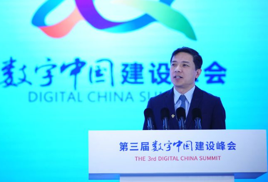 百度李彦宏:想实现"卡脖子"技术突破 需耐得住寂寞守得住信仰