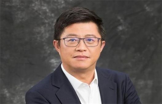 万国数据黄伟:强化战略彰显价值 扩大优势面向未来