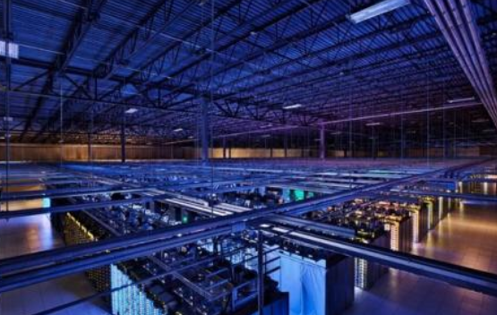 如何确保数据中心提供商的基础设施更加绿色环保?