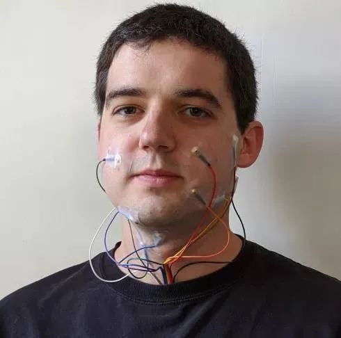 人工智能关切少数群体，失语者也可自由交流