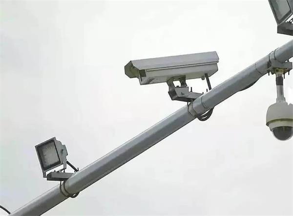 AI，加速电子警察的迭代升级