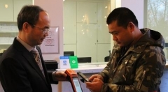 中国驻比利时使馆推出移动支付领事收费服务