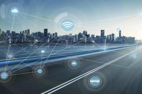 你认为数据中心是人工智能背后的数据支撑吗？