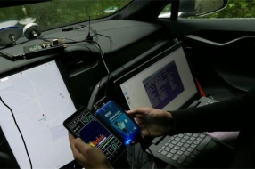 特斯拉被曝GPS严重漏洞，自动驾驶到底是否安全？