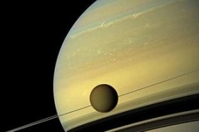 NASA用HoloLens进行“蜻蜓”任务AR模拟