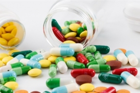 18个月发现5种新药!这些AI不仅在拯救生命，还在拯救行业未来