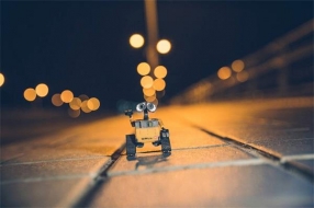 工业机器人取代劳动力?真没那么简单!