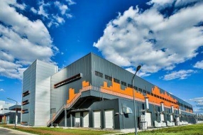 超大规模数据中心推动以太网发展