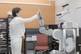 女性更易被人工智能抢饭碗？人工智能真会带来失业潮吗？