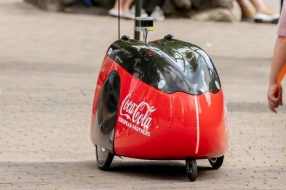 可口可乐将被机器人配送？人工智能崛起之后人类何去何从？