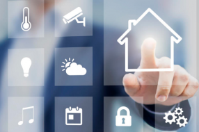 是和是战？云计算巨头流派之争提速