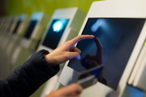 优化“互联网+政务服务”平台建设的对策分析