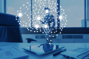 危险的“剪刀手”:让渡安全还是让渡隐私