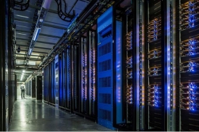 报告称全球大型数据中心超500个 美国占38%中国仅10%