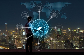 布局产业互联网,技术策略的变与不变