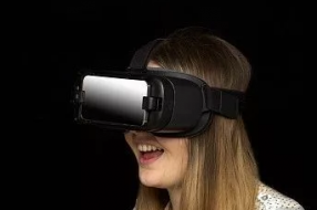 AR头显未来轻薄化，那VR呢？