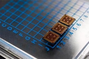 用于超冷计算的新型内存存储技术