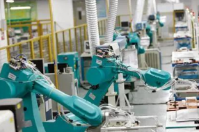 从血汗工厂到工业互联网未成,疫情却使得富士康机器人换人卡了壳