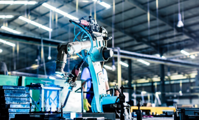 制造业数字化升级迫在眉睫,工业机器人向高端制造迈进