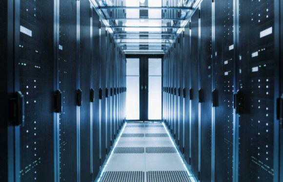 智慧金融“新基建”：数据中心迈向“全闪存”