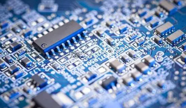 工信部：推进面向行业应用的5G芯片模组终端等产品研发