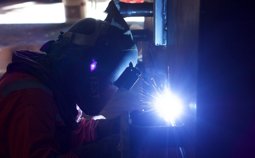 1—7月规上电子信息制造业增加值同比增长9.8%