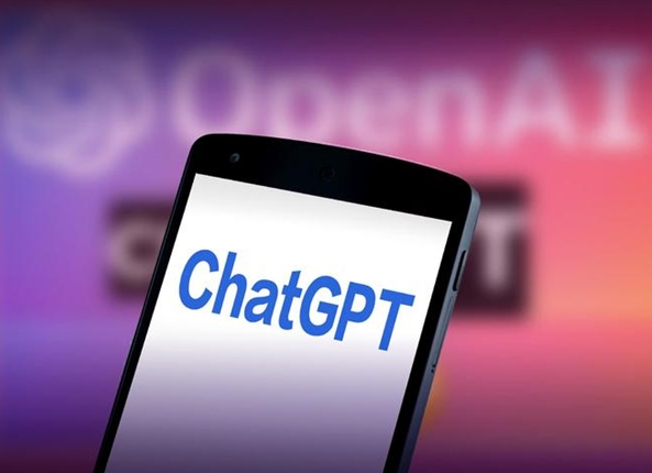 百度的焦虑与期待：借ChatGPT东风能否重振旗鼓？
