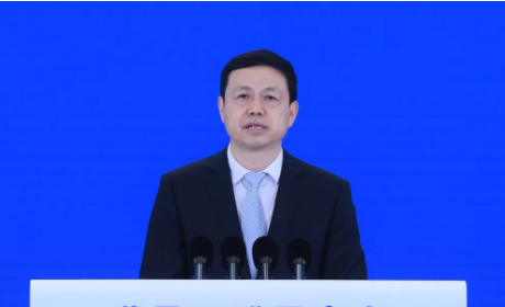 中国移动董事长杨杰：启信息技术发展新篇 创数字世界无限可能