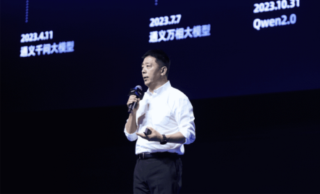 阿里云智能集团资深副总裁、公共云事业部总裁刘伟光：新一代大模型锁定两大技术演进方向