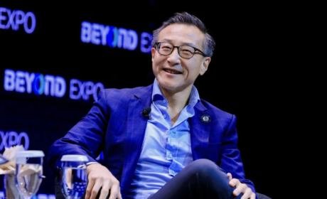 阿里巴巴集团联合创始人兼董事会主席蔡崇信：现在是发展亚欧市场绝佳机遇!阿里未来3-5年靠AI驱动