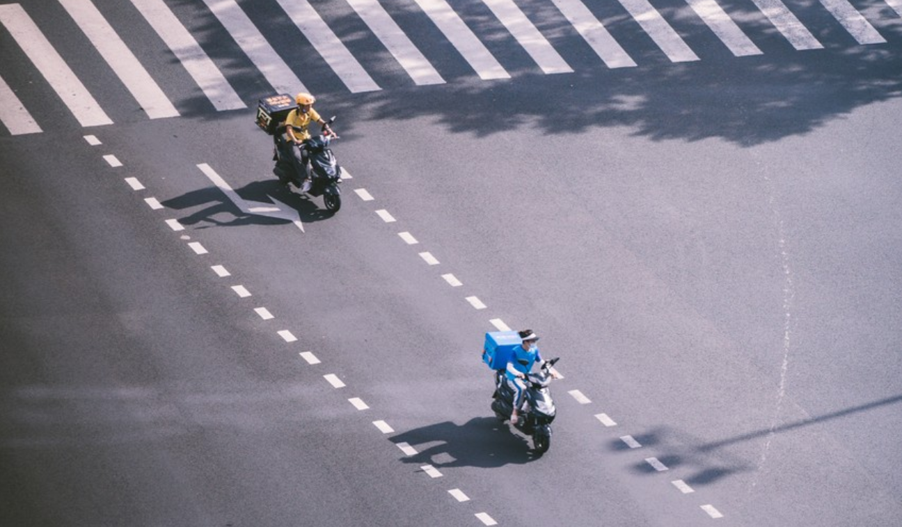 外卖攻防战，一场事先张扬的烧钱比赛