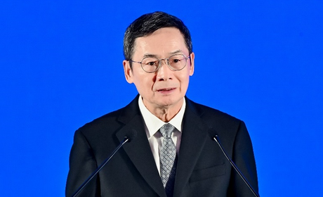 高通公司全球高级副总裁钱堃:面向AI时代的通信变革,6G标准化已启动