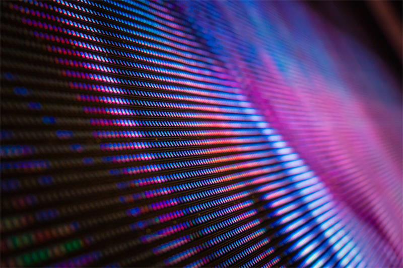 “重拾信心”的玻璃基板，离商业化更近了