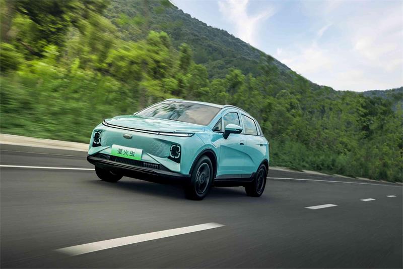 比亚迪纯电销量连续四季度力压特斯拉，全球电动车格局加速重塑