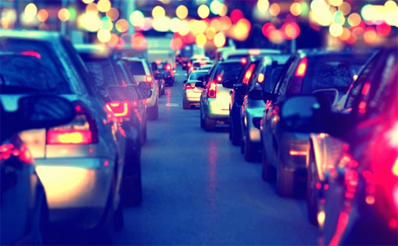 从开关到智能生态系统：通用汽车模块化运输的数字化转型之旅