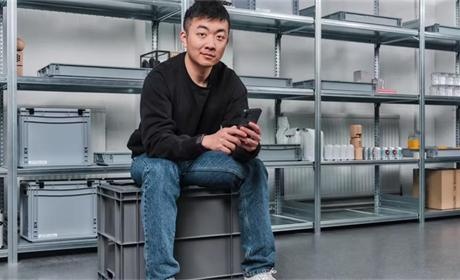 Nothing CEO 裴宇：AI 智能体将重构手机交互，传统应用将退居幕后