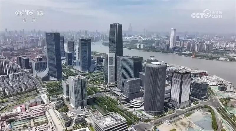 “智”赋产业新蓝图 催生万亿新空间