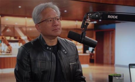 英伟达CEO黄仁勋：英伟达的护城河、TPU威胁与生态建设