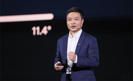 小鹏集团董事长何小鹏:做机器人难度20倍于造车,痛并快乐着
