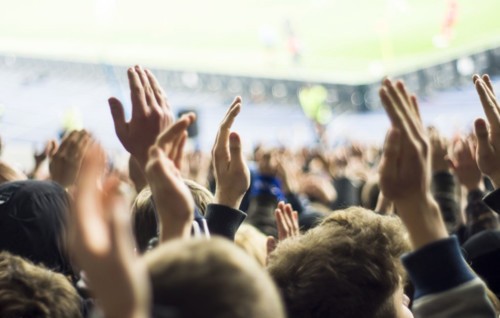 中国电信以0.01元中标原预算893万元的政务项目