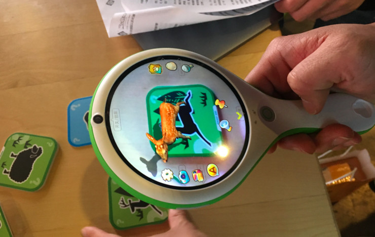 除了 AR 卡片，小熊尼奥还想用“照照乐”打造 AR 教育生态