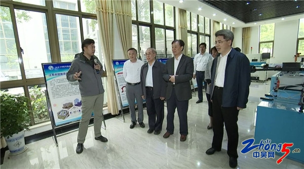 苏南智能制造院士专家团 来常调研智能制造发展情况