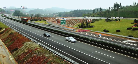 嘉陵：编织交通互联网 打造城乡“半小时经济圈