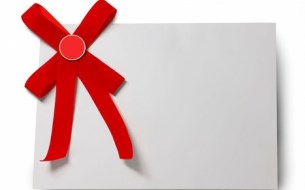 李克强：聚焦前沿、共赢 推动数字经济创新合作