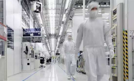 富士通用创新存储技术串起关键数据存储解决方案